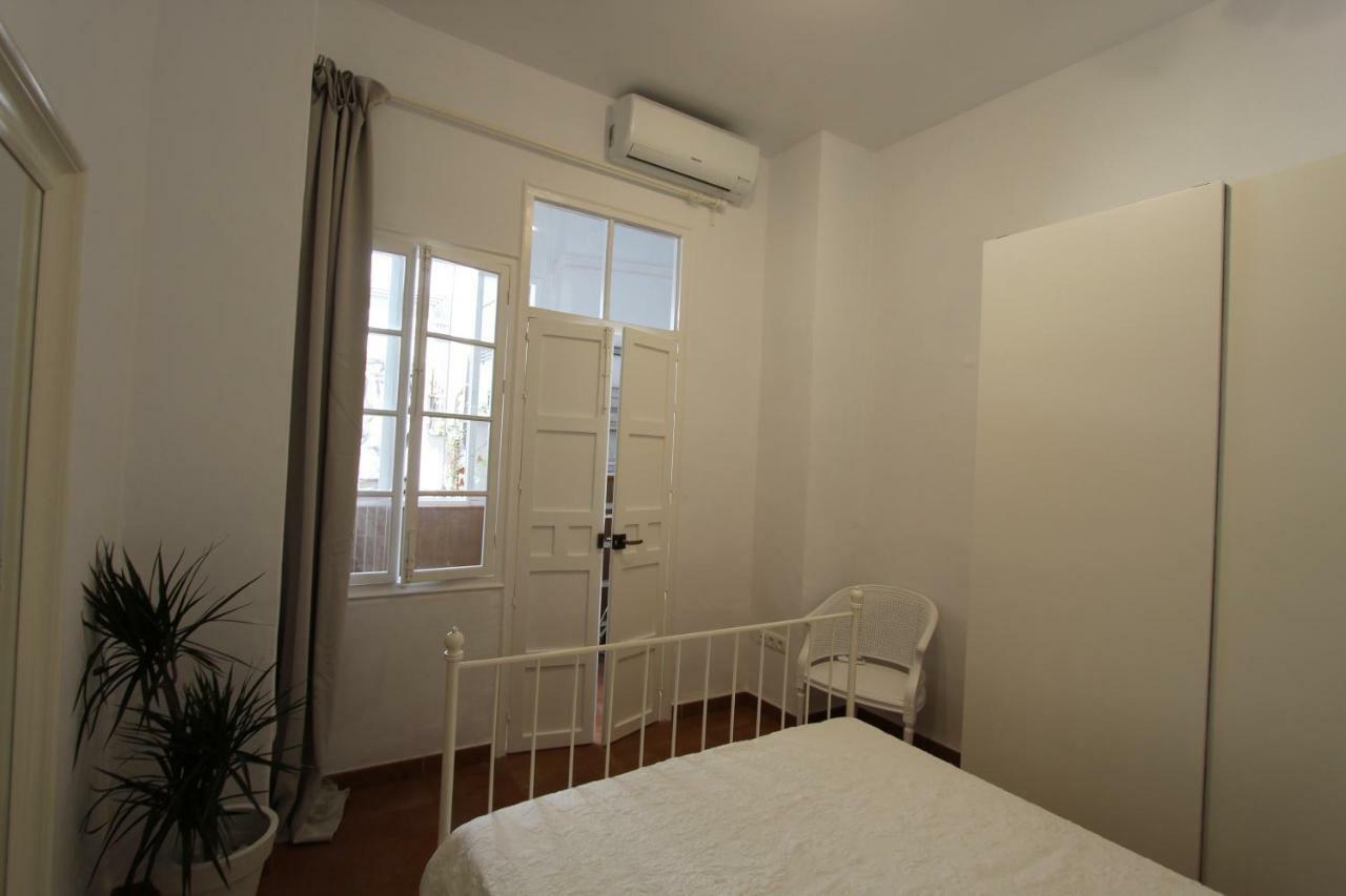 Apartamento Ollerías Málaga Exterior foto