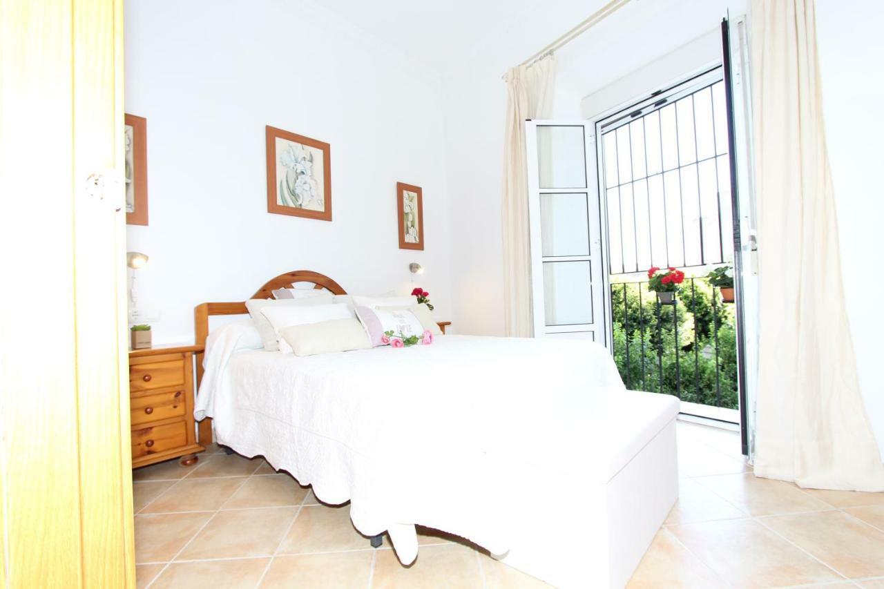 Apartamento Ollerías Málaga Exterior foto