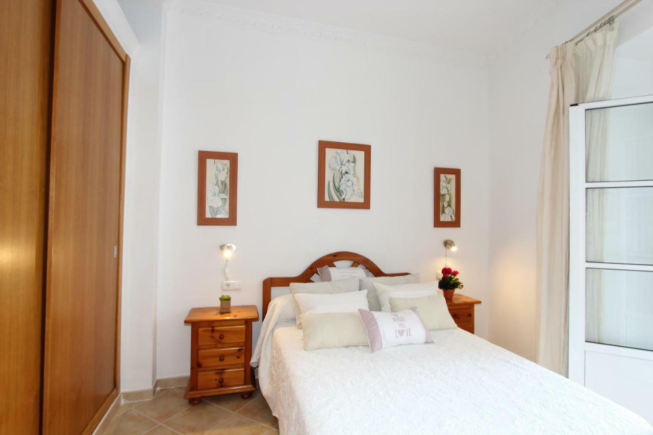 Apartamento Ollerías Málaga Exterior foto