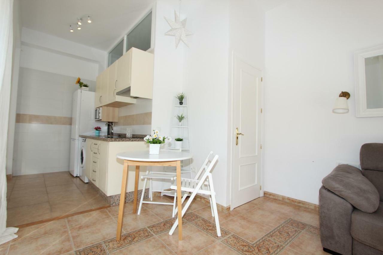 Apartamento Ollerías Málaga Exterior foto
