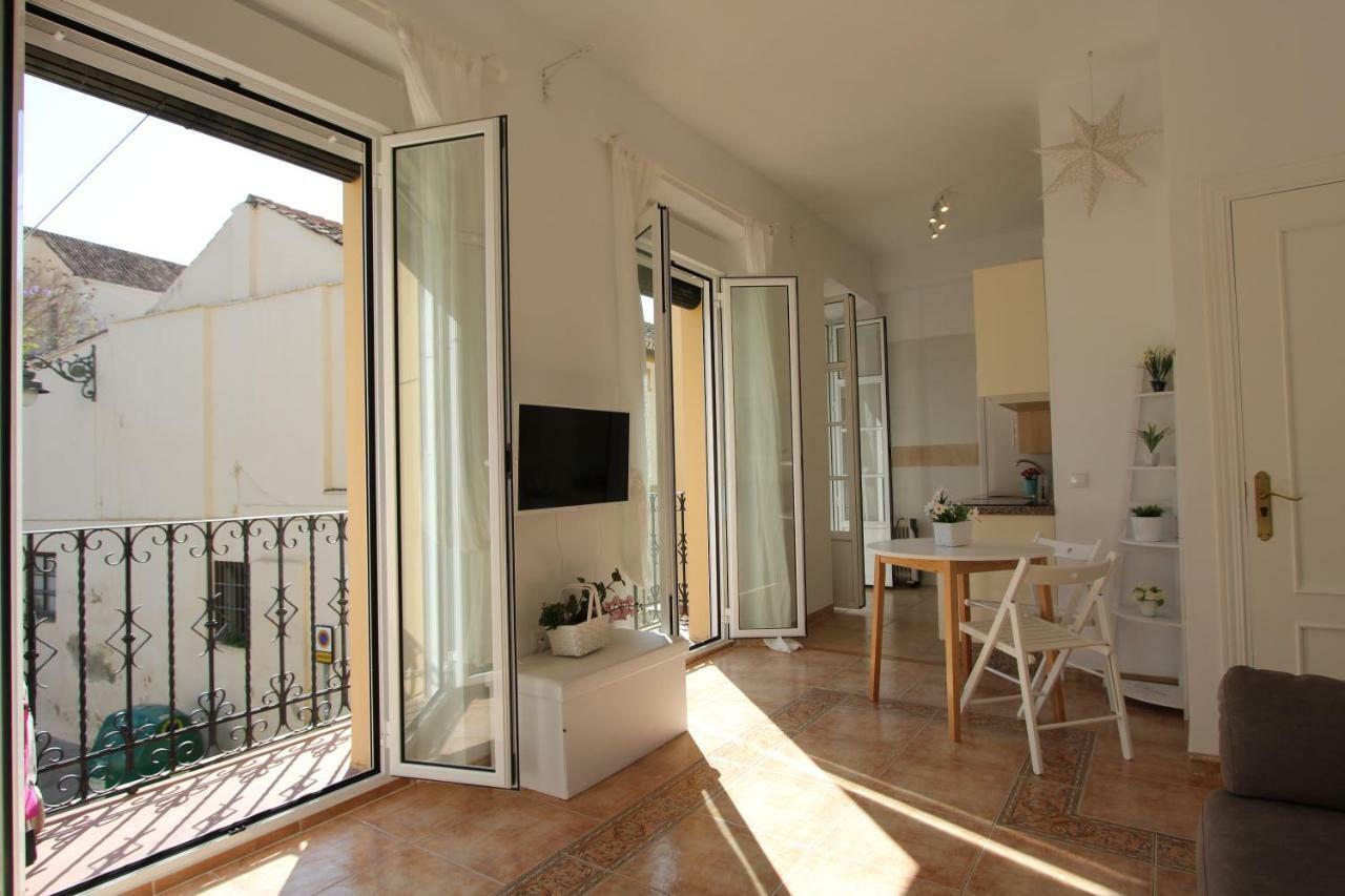 Apartamento Ollerías Málaga Exterior foto