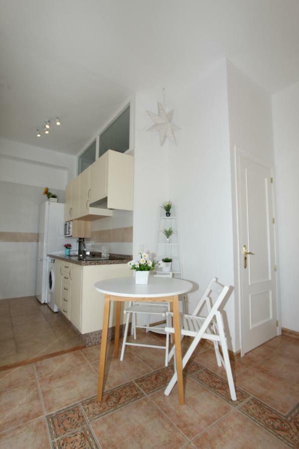 Apartamento Ollerías Málaga Exterior foto